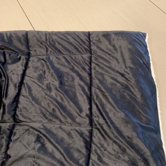 Swift Home Fuzzy Twin Blanket - Picture 3 of 3